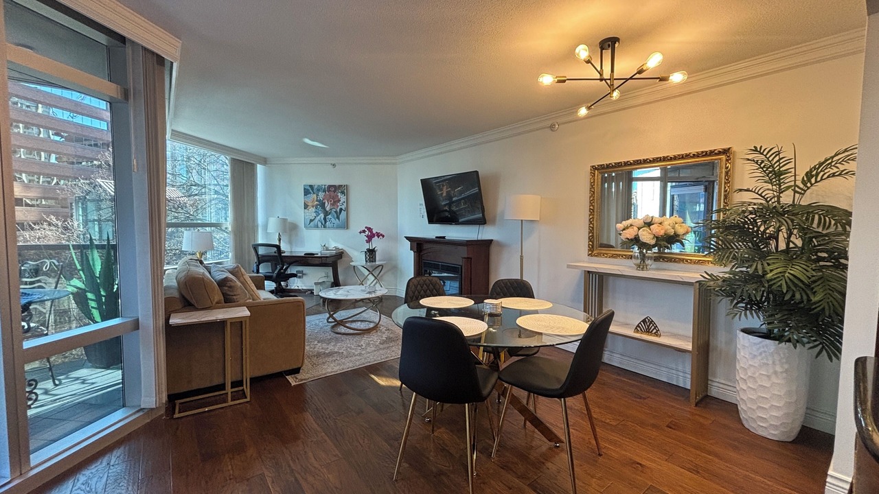 Photo of Livingroom in Downtown Vancouver