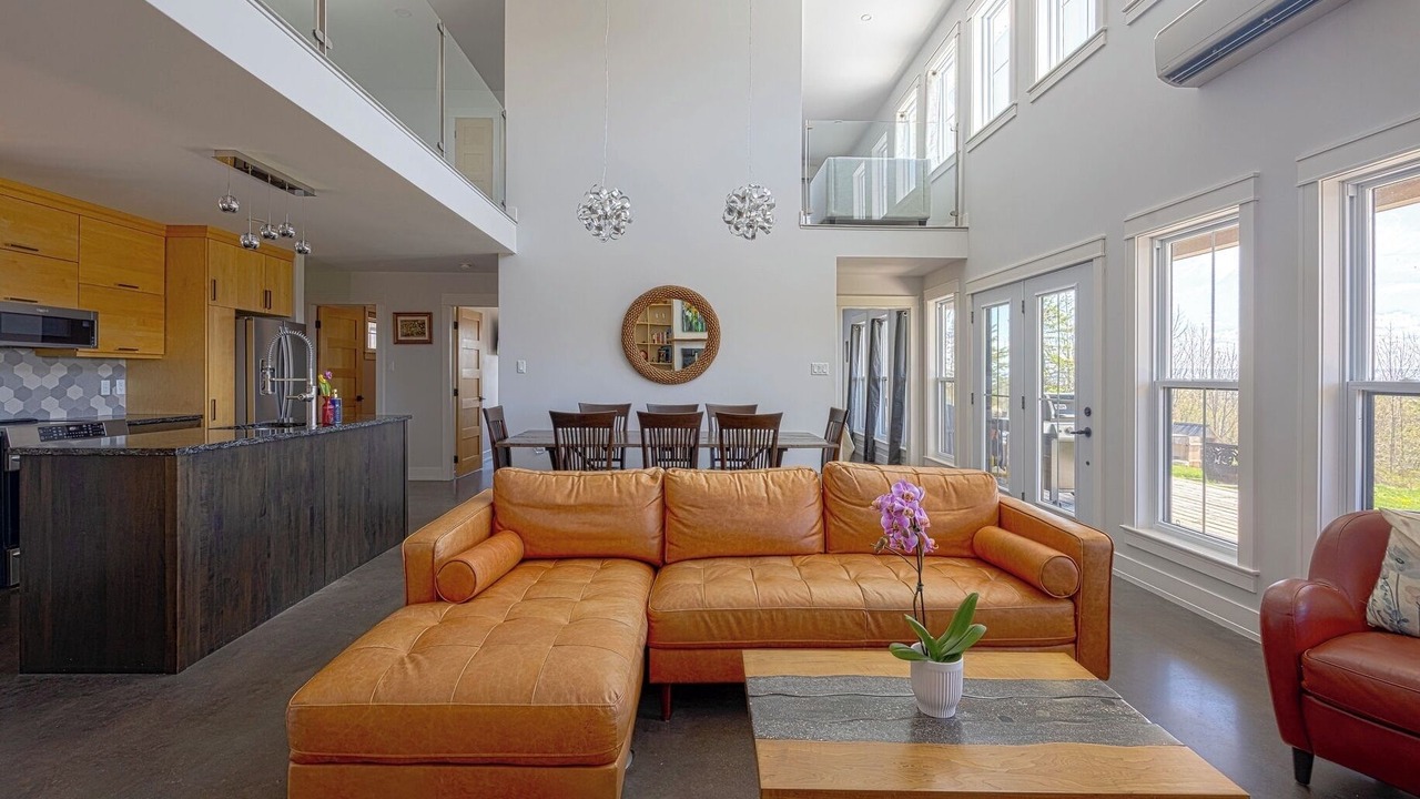 Photo of Livingroom in Bay of Fundy & Annapolis Valley