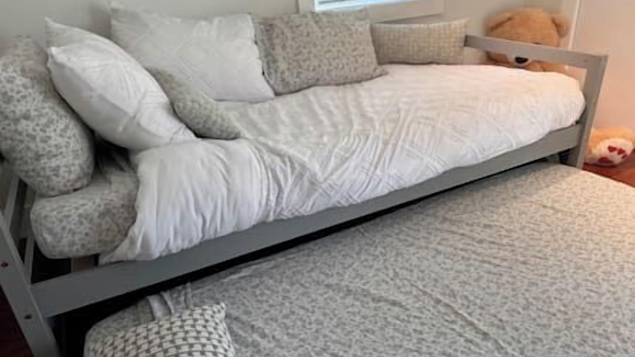 Photo of Bedroom in Fraserview