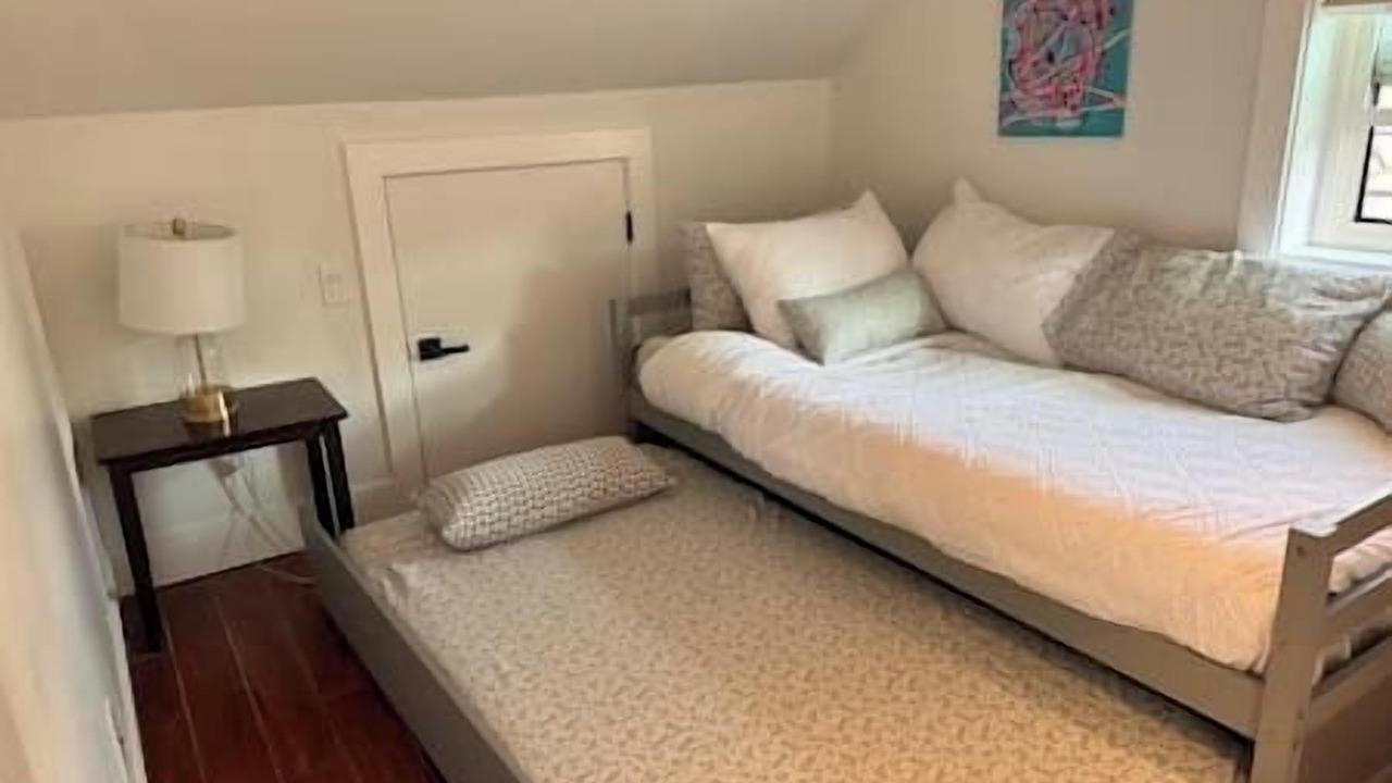 Photo of Bedroom in Fraserview
