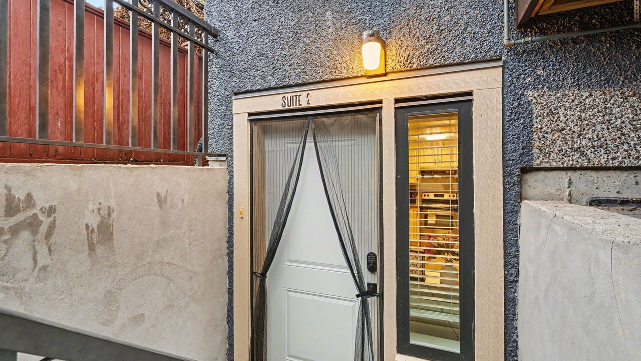Photo of Outdoor in East Side