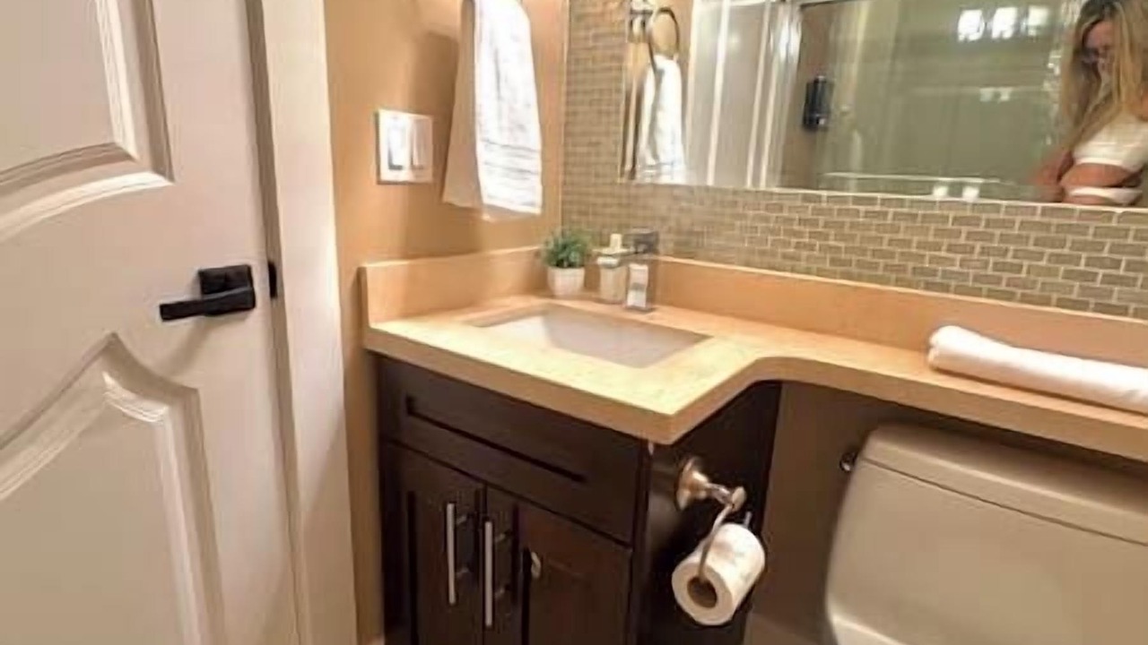 Photo of Bathroom in East Side