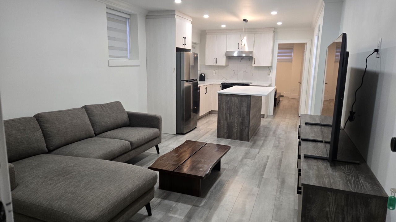 Photo of Livingroom in Newton