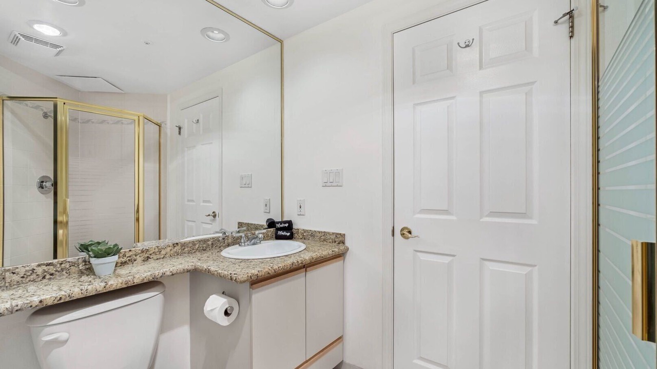 Photo of Bathroom in Blueberry Hill