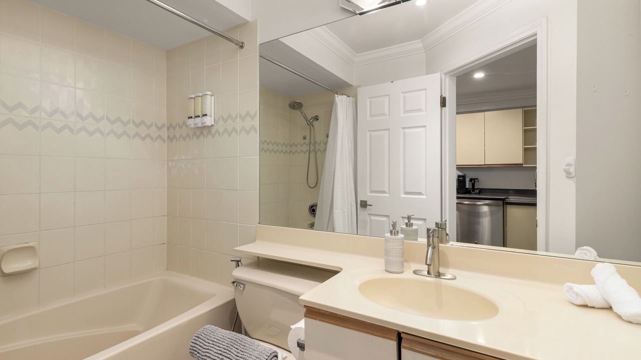Photo of Bathroom in Upper Village