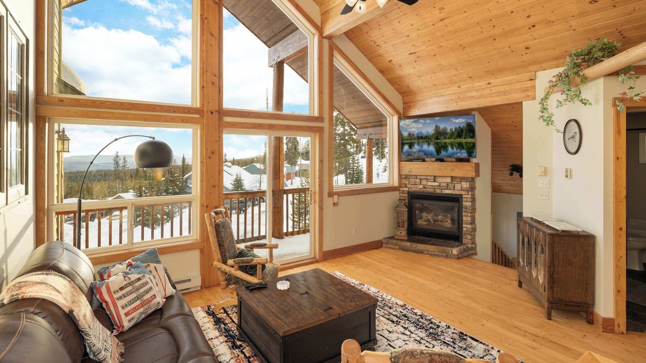 Photo of Livingroom in Snow Pine Estates