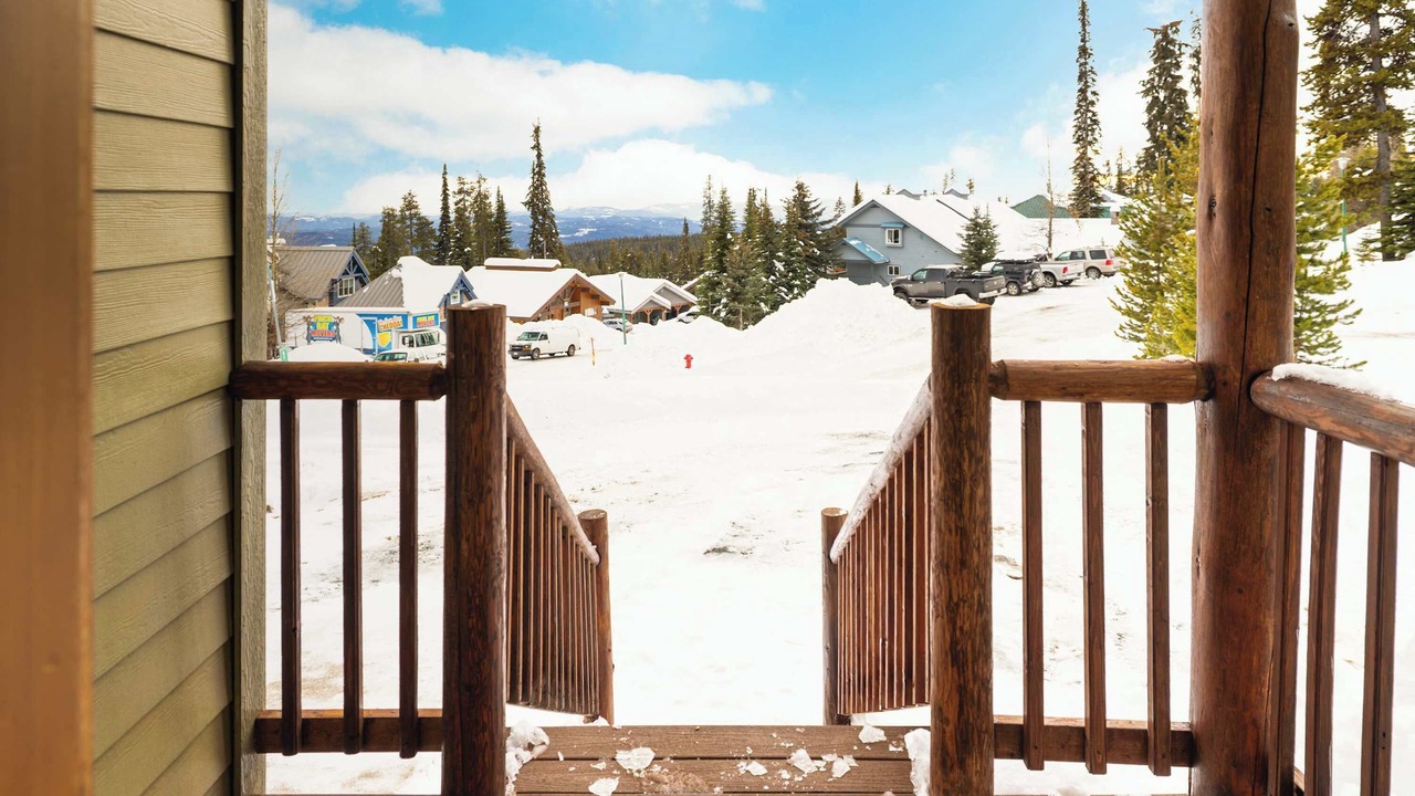 Photo of Outdoor in Snow Pine Estates