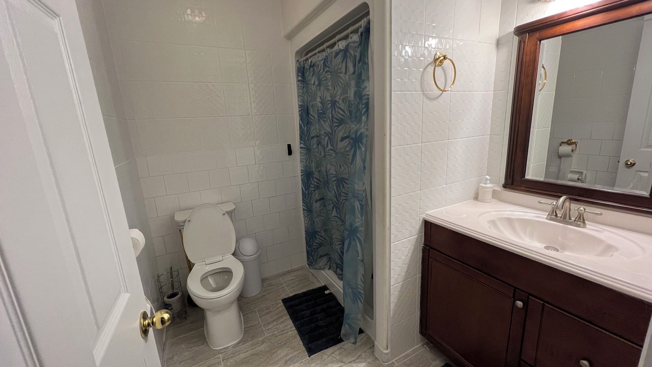 Photo of Bathroom in Colborne