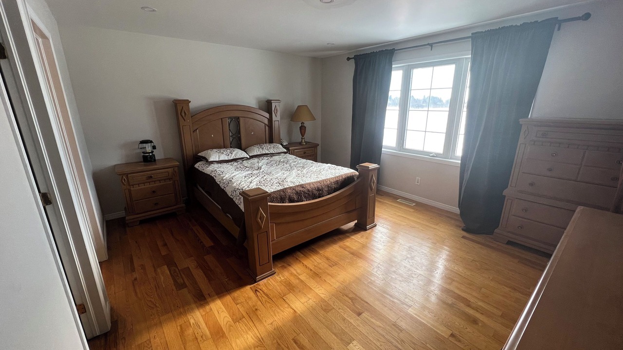 Photo of Bedroom in Colborne