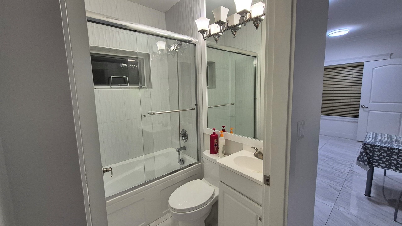 Photo of Bathroom in Knight