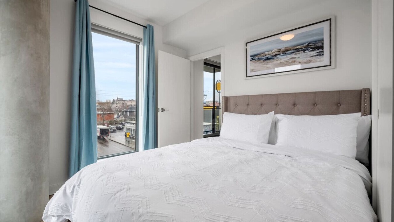 Photo of Bedroom in Crescent Heights