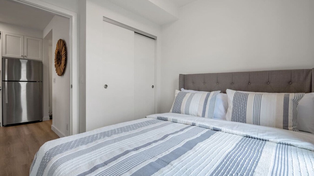 Photo of Bedroom in Crescent Heights