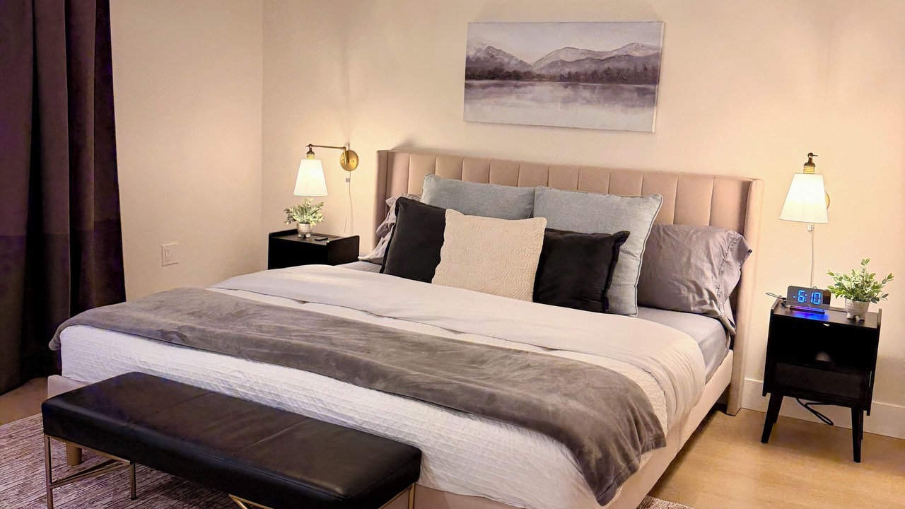 Photo of Bedroom in Langley