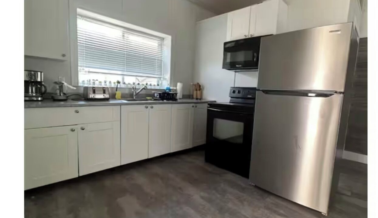 Photo of Kitchen in Harrison Hot Springs