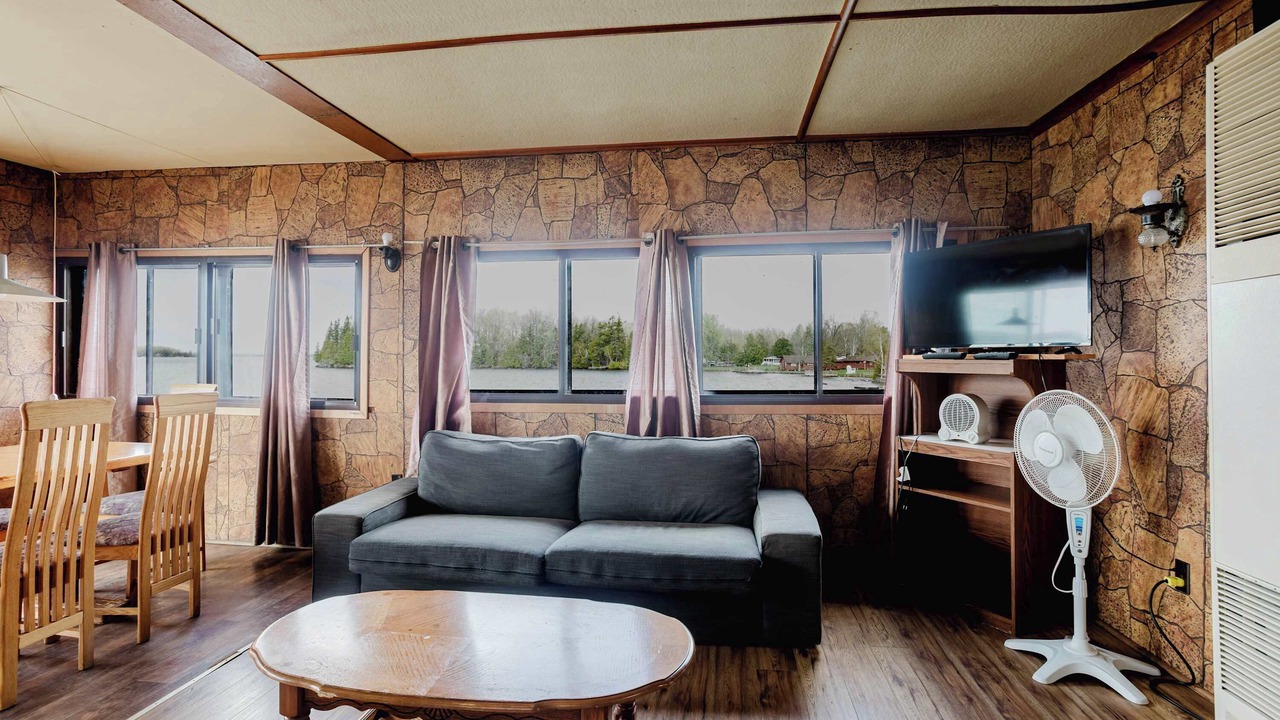 Photo of Livingroom in Rosedale