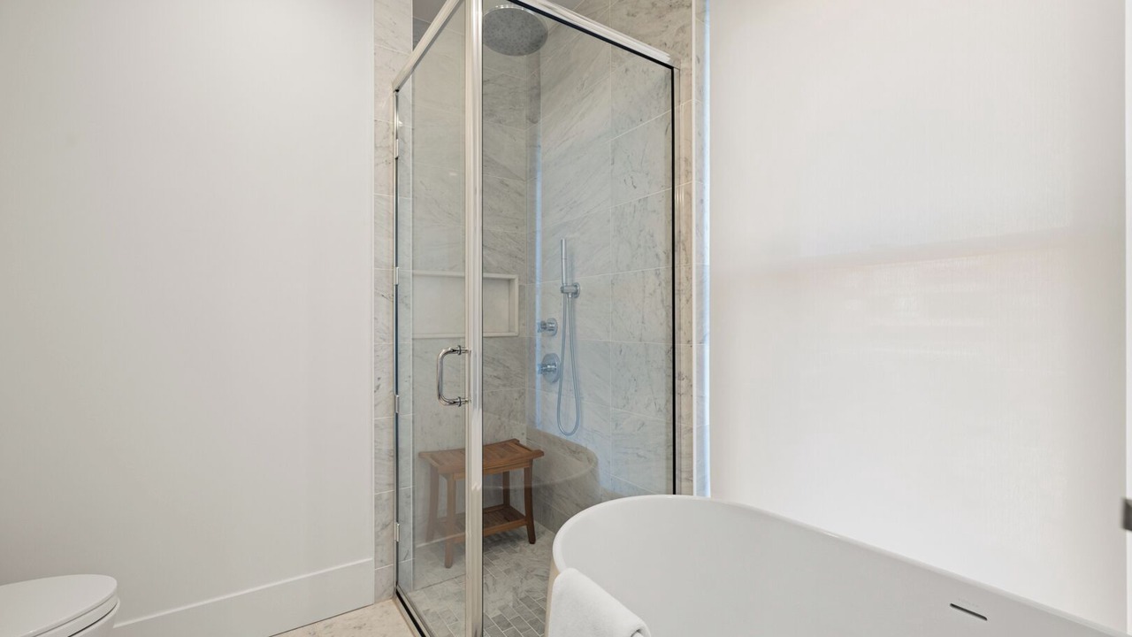 Photo of Bathroom in Inner Harbour