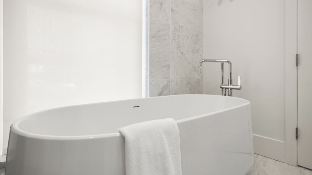 Photo of Bathroom in Inner Harbour