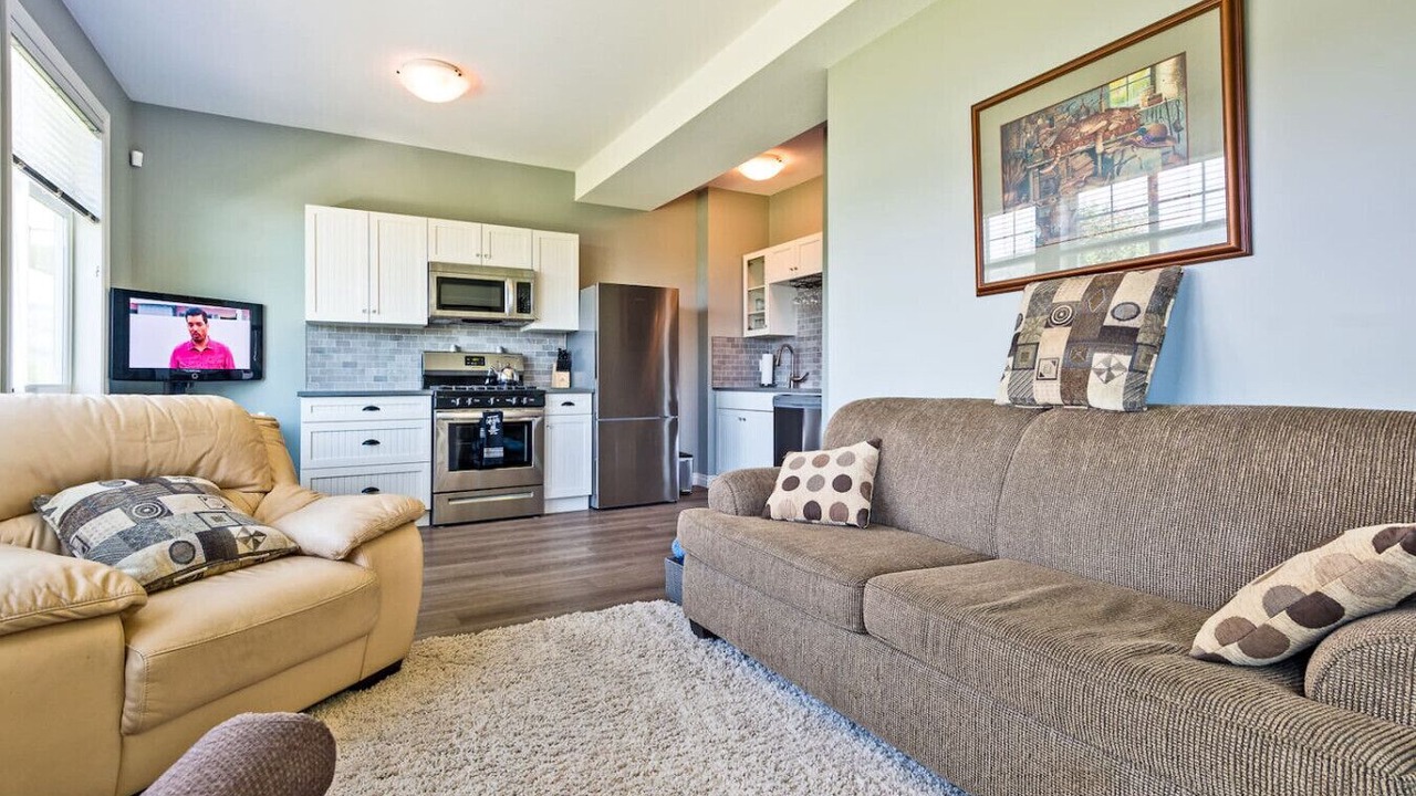 Photo of Livingroom in Okanagan-Similkameen