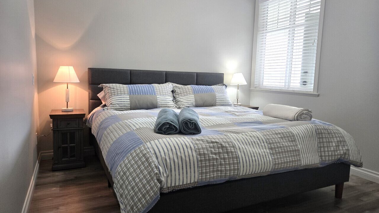 Photo of Bedroom in Okanagan-Similkameen