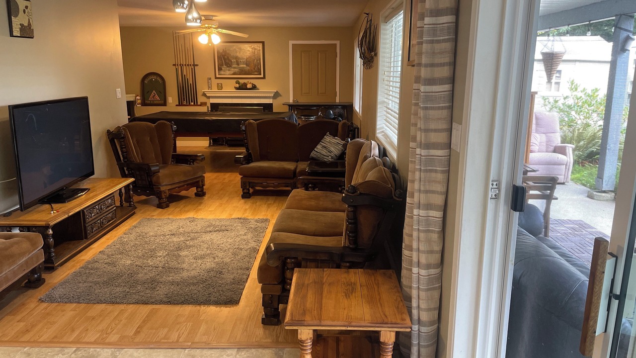 Photo of Livingroom in Lindell Beach