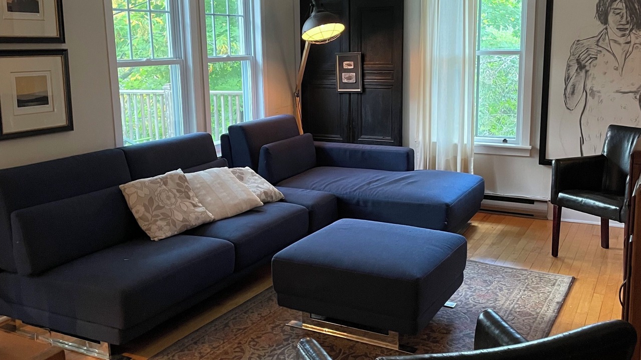 Photo of Livingroom in North Hatley