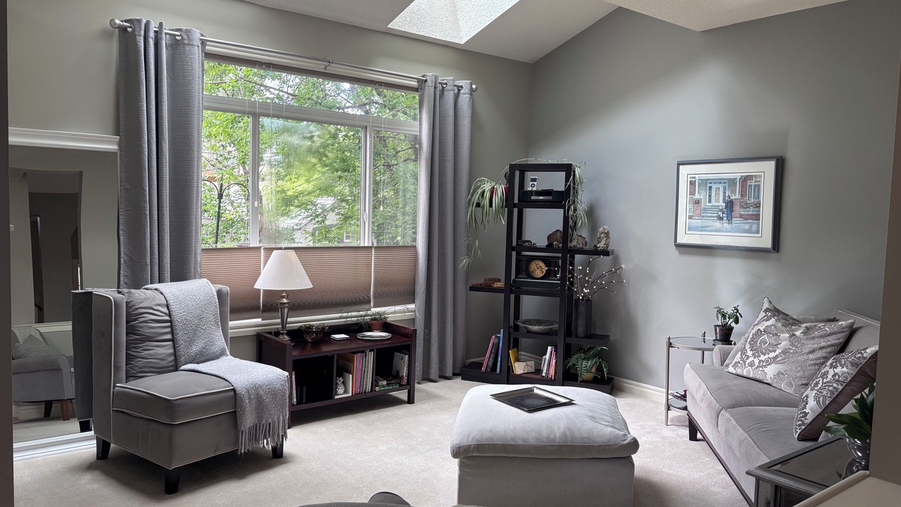 Photo of Livingroom in Panorama Hills