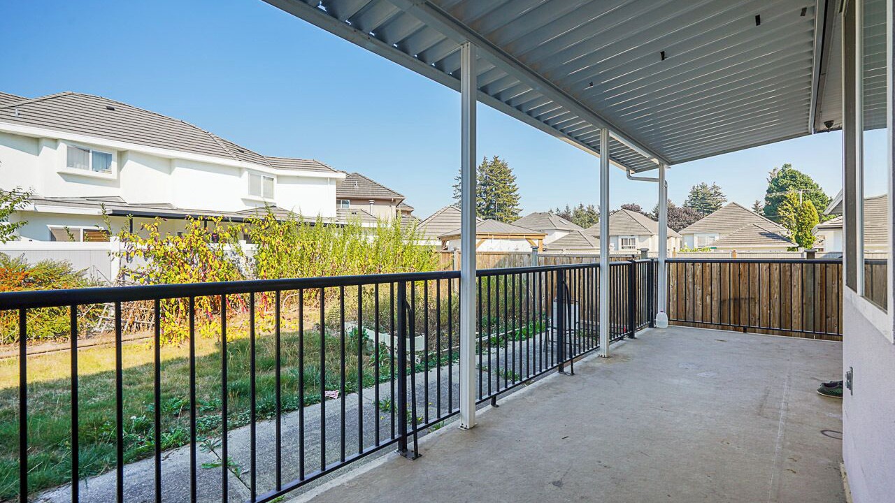 Photo of Patio Balcony in Surrey Newton