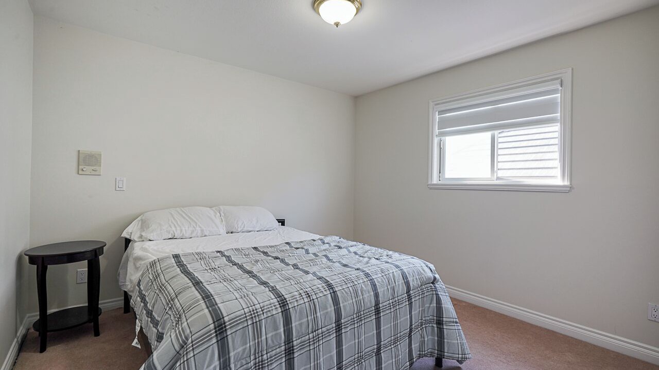 Photo of Bedroom in Surrey Newton