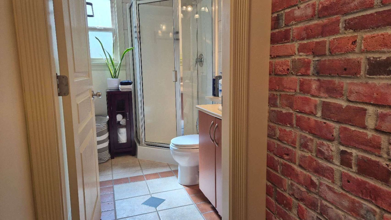 Photo of Bathroom in Maple Ridge