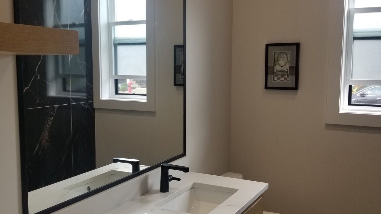 Photo of Bathroom in Willoughby
