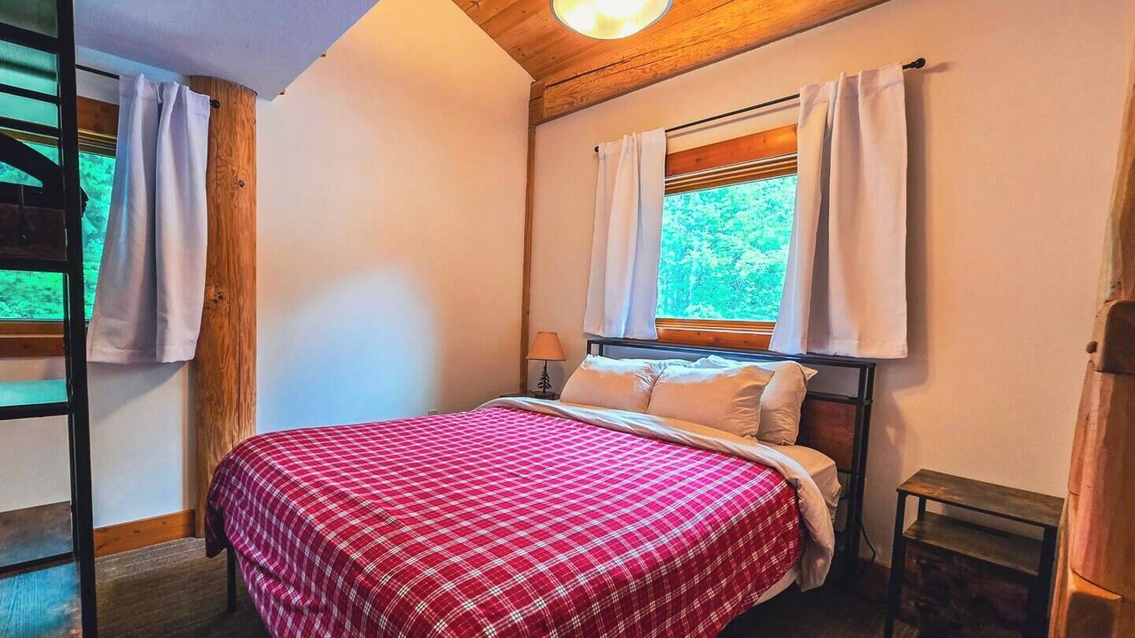 Photo of Bedroom in Revelstoke