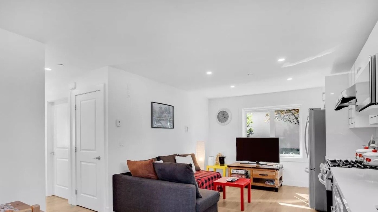 Photo of Livingroom in Oakridge