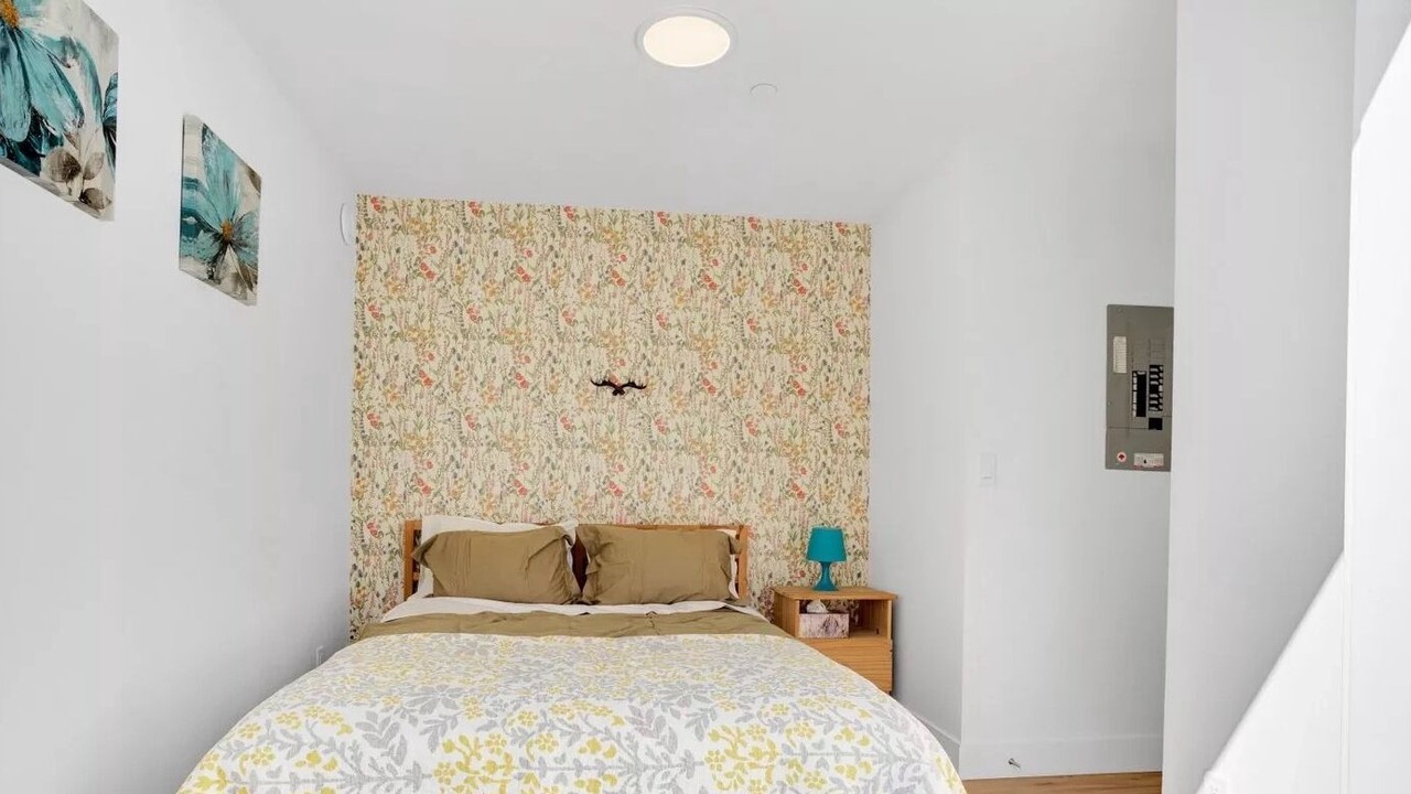 Photo of Bedroom in Oakridge