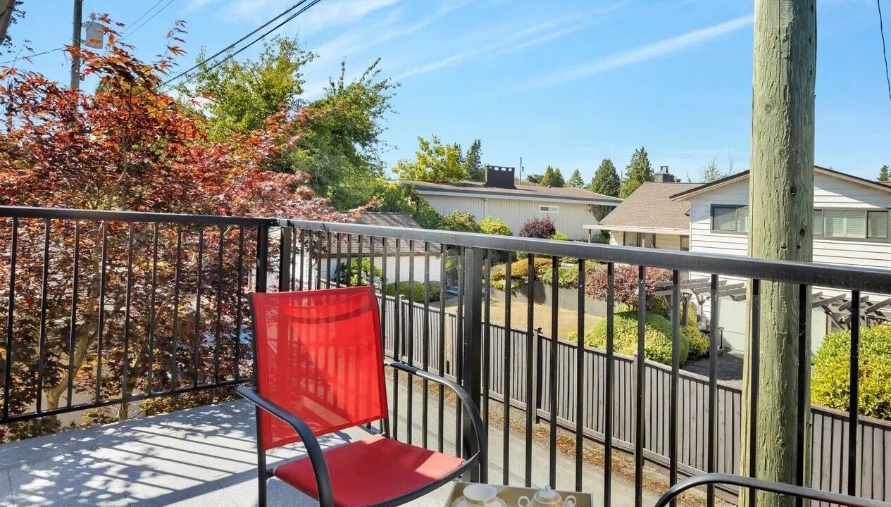 Photo of Outdoor in Oakridge