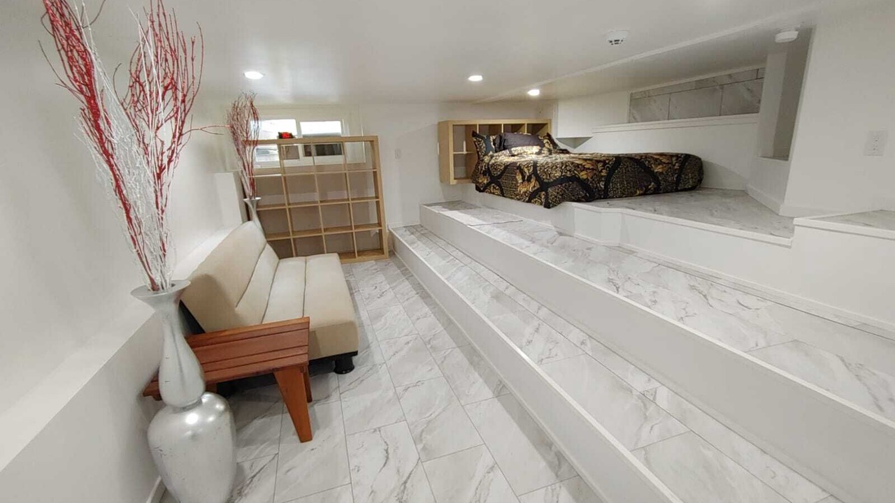 Photo of Bedroom in Departure Bay