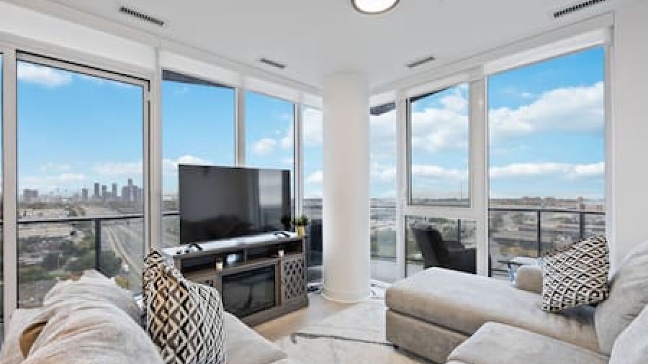 Photo of Livingroom in The Queensway