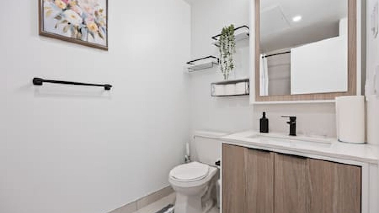 Photo of Bathroom in The Queensway