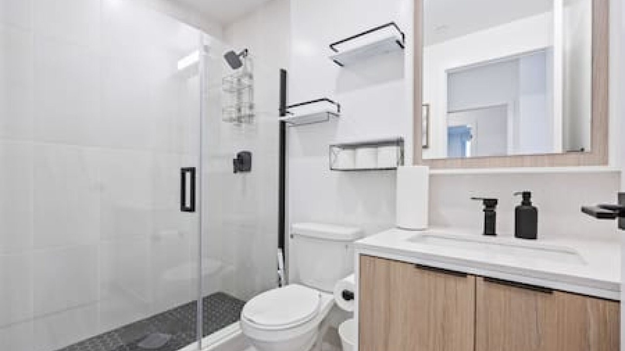 Photo of Bathroom in The Queensway