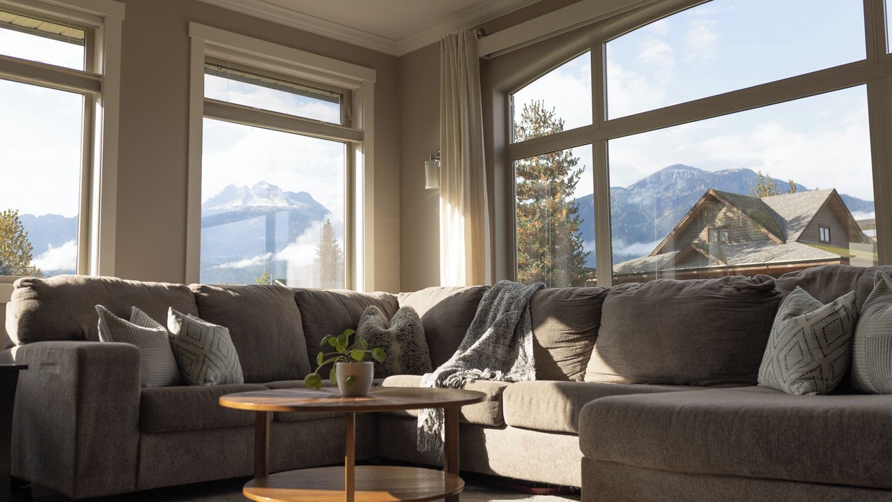 Photo of Livingroom in Revelstoke