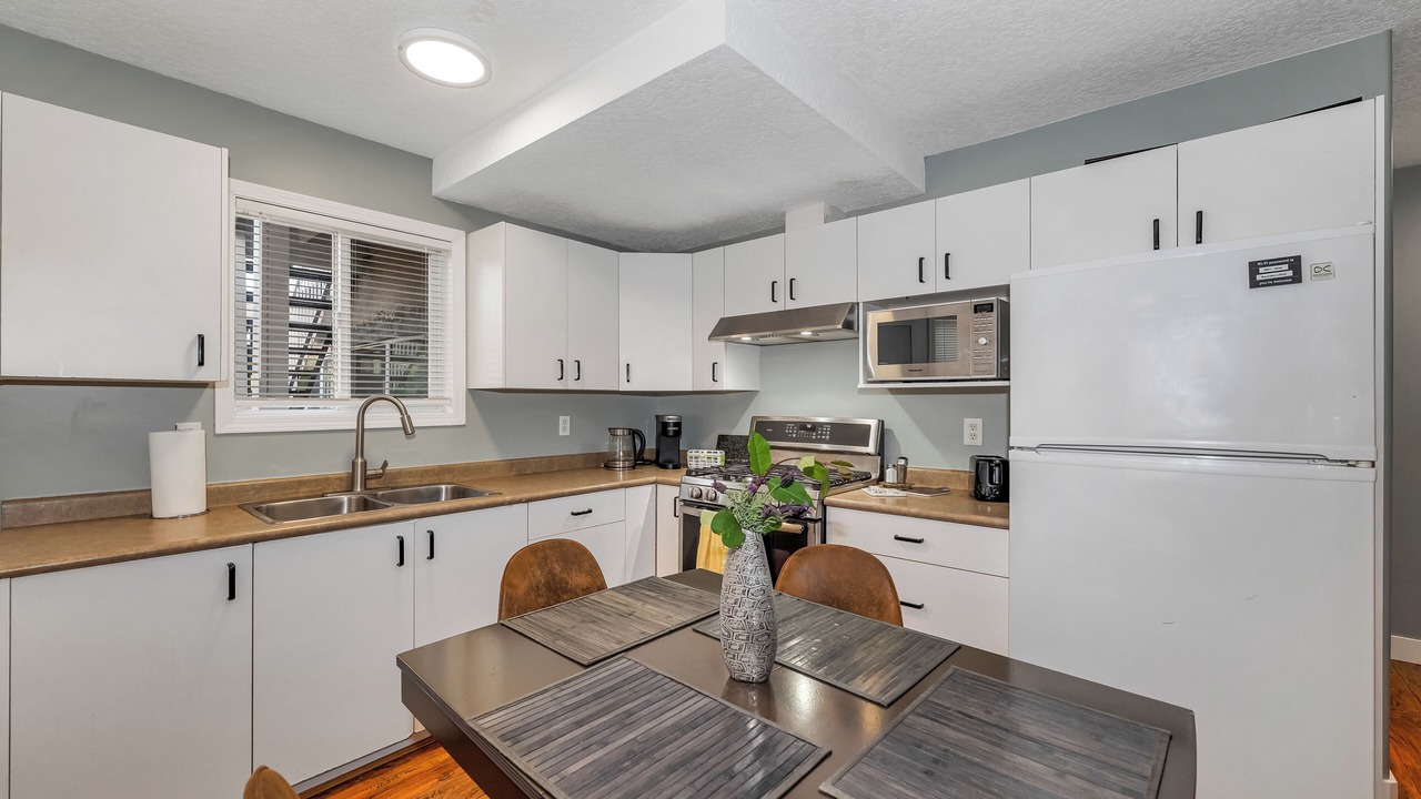 Photo of Kitchen in Saanich West