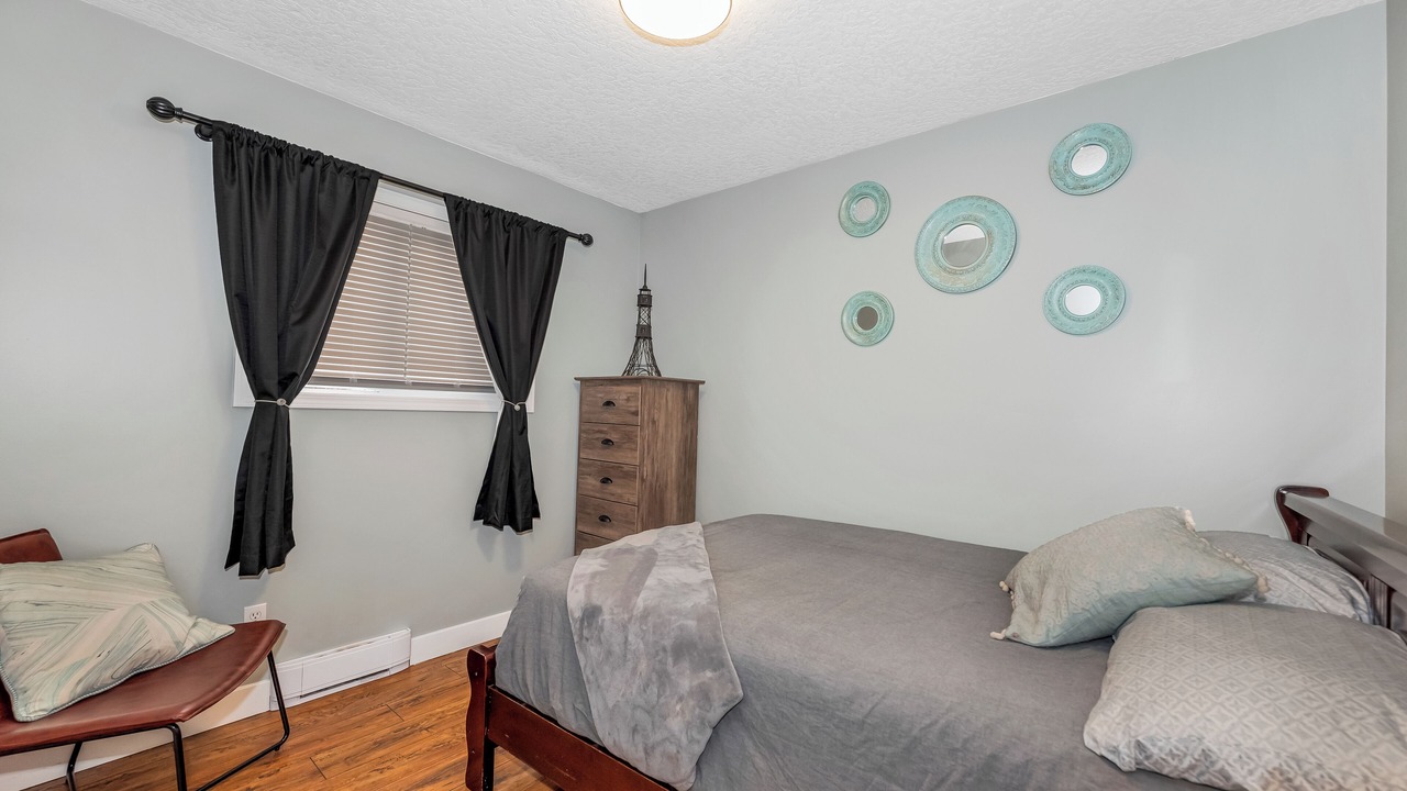 Photo of Bedroom in Saanich West