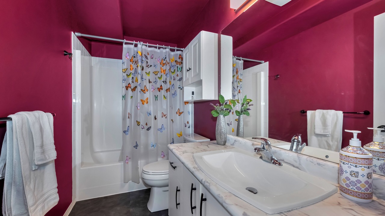 Photo of Bathroom in Saanich West