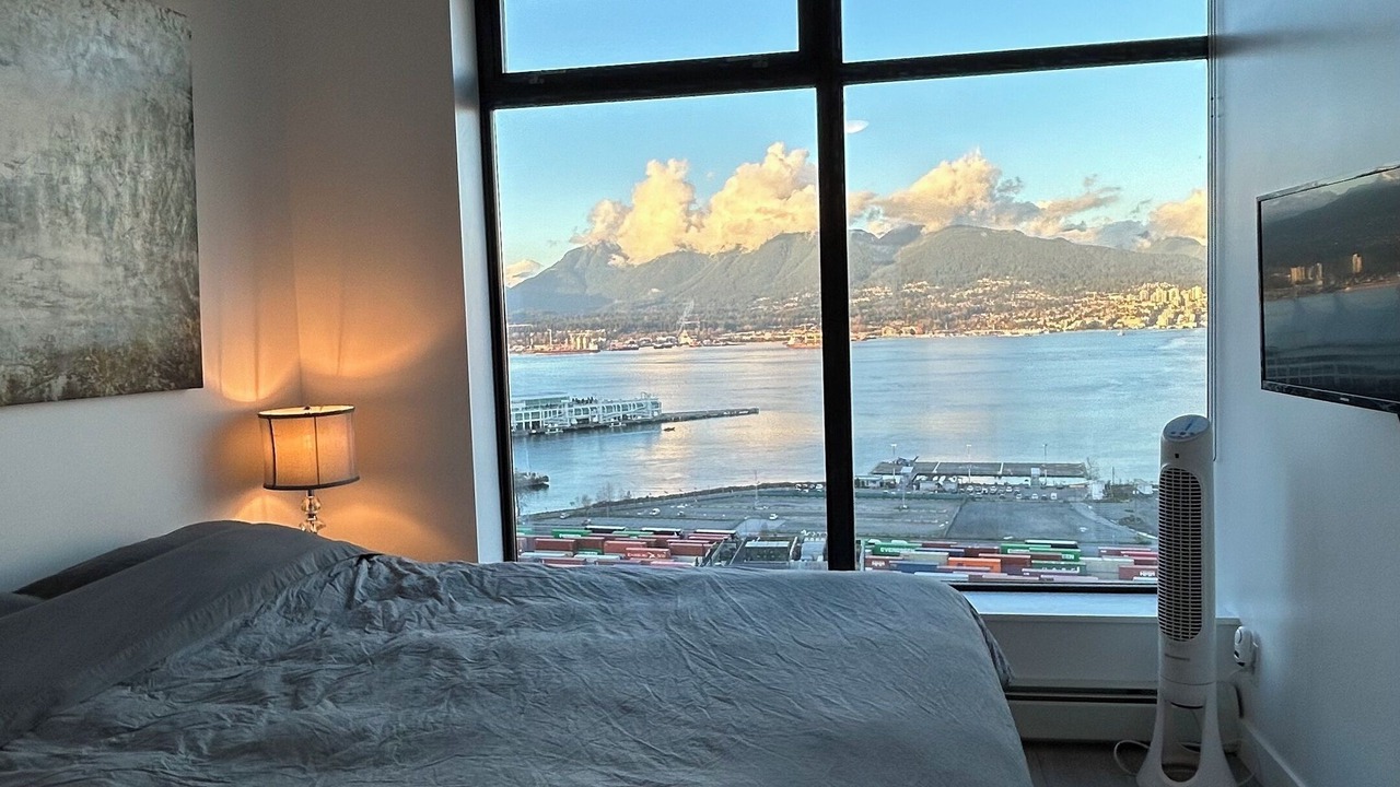 Photo of Bedroom in Gastown
