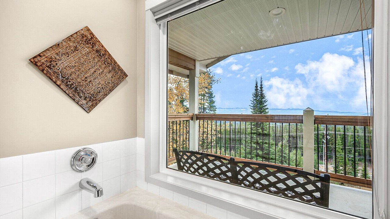 Photo of Outdoor in Snow Pine Estates