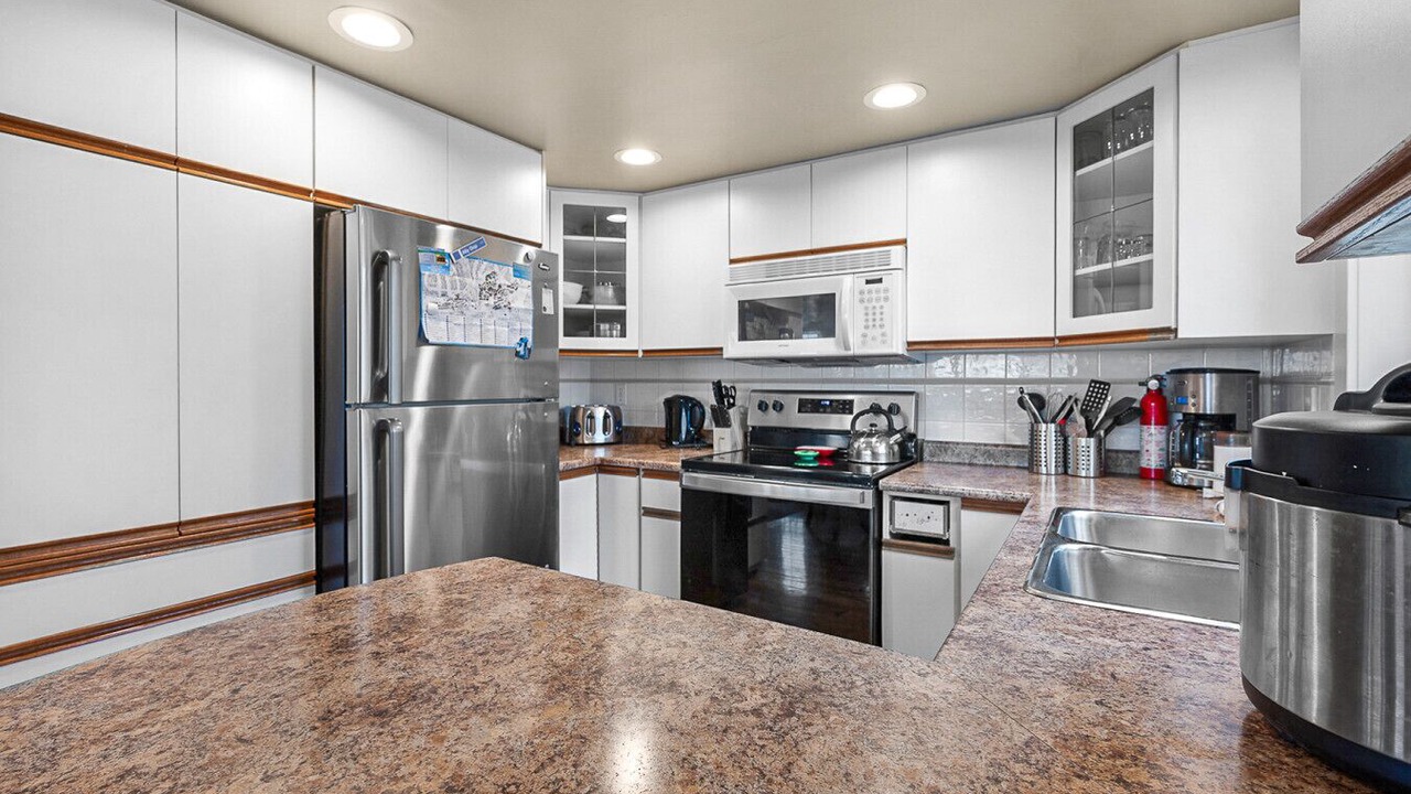 Photo of Kitchen in Snow Pine Estates