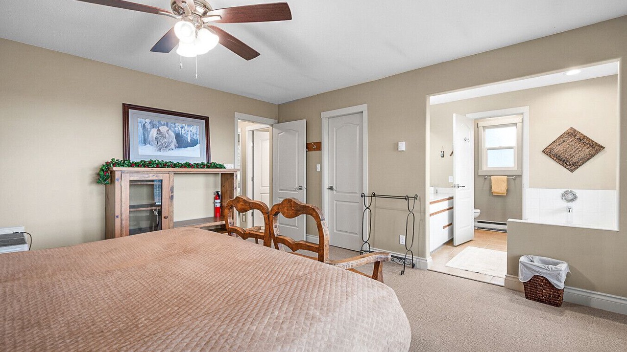 Photo of Bedroom in Snow Pine Estates