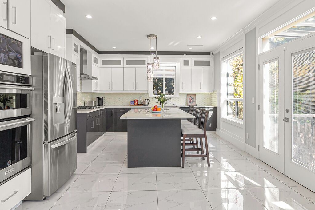 Photo of Kitchen in South Surrey