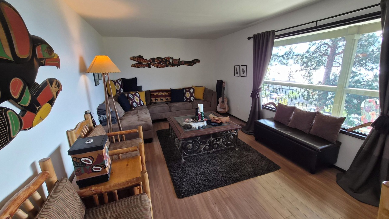 Photo of Livingroom in Central Okanagan