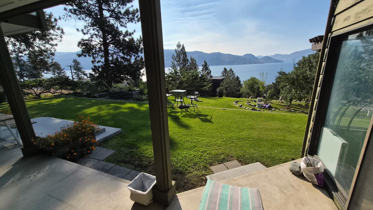 Photo of Patio Balcony in Central Okanagan