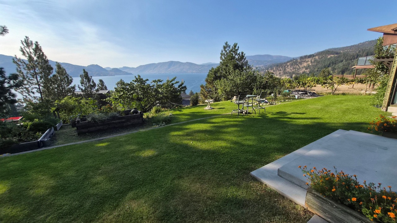 Photo of Patio Balcony in Central Okanagan